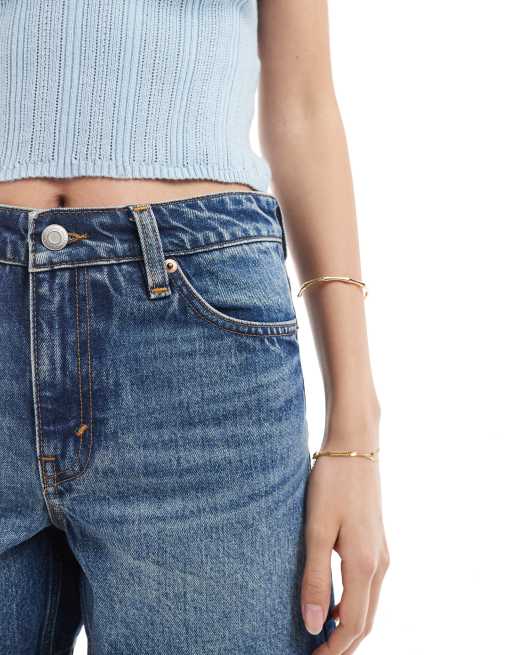 Monki Aimo relaxed denim shorts in mid blue wash  , 4 of 5