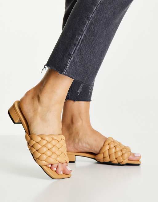 Monki Alto plait detail sandals in tan - TAN