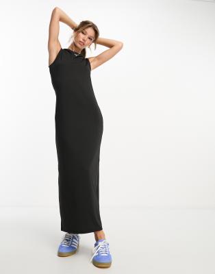 Monki - Ärmelloses Maxikleid in Schwarz