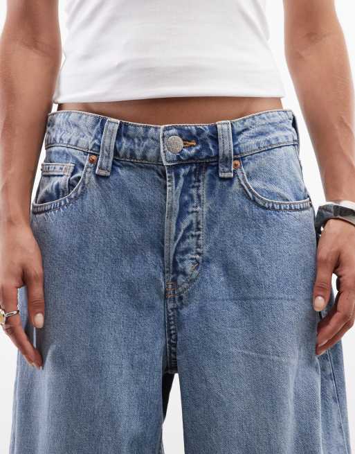 Monki baggy jeans med uppvikta ben och slitningar i denimblått, 5 av 5
