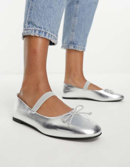 Silver metallic deals flats