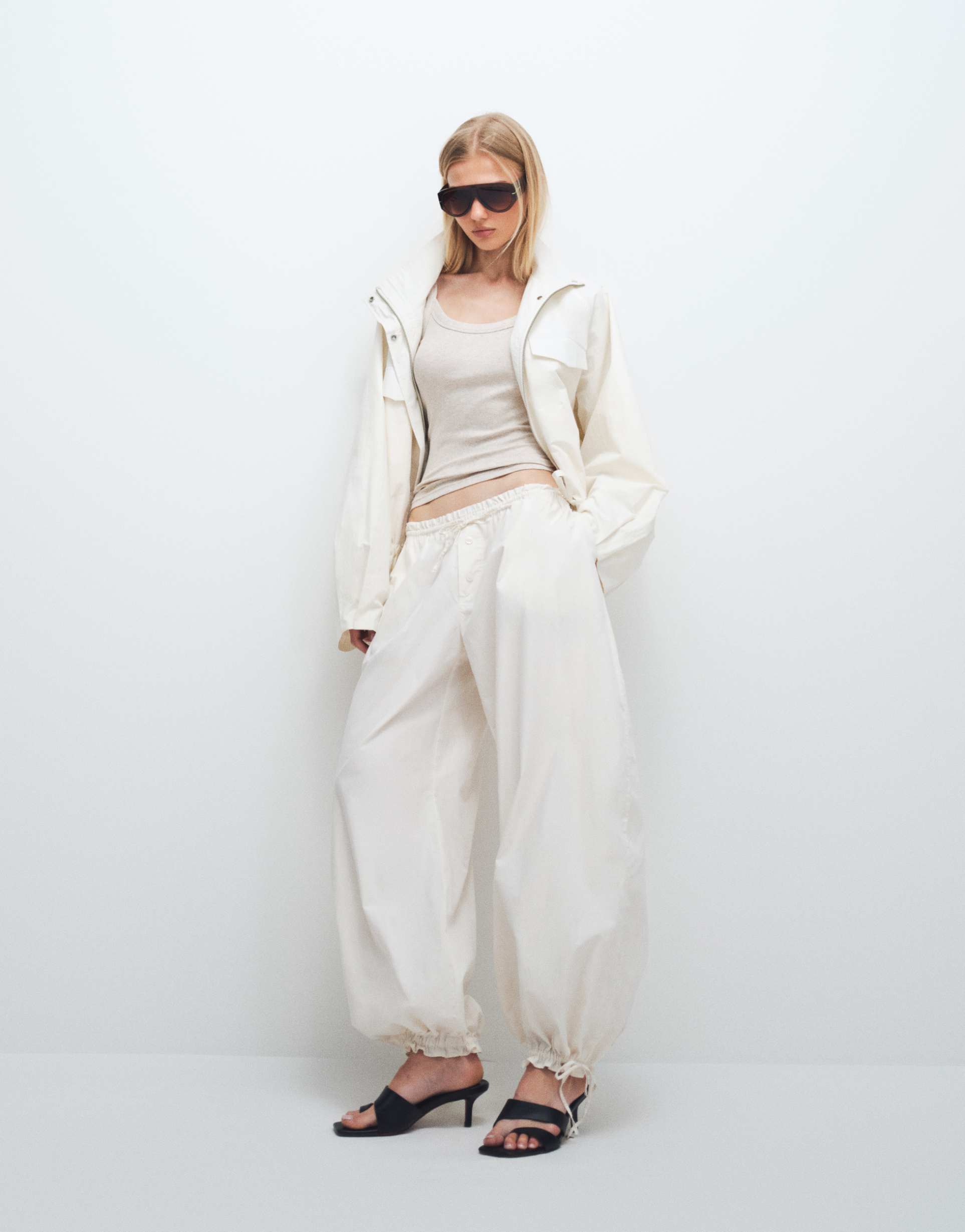 monki balloon leg pants in white