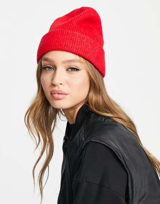 Monki beanie in bright red