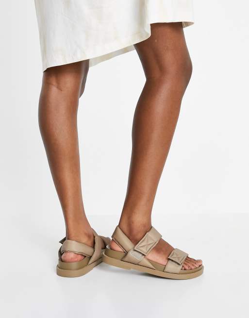 Monki Bebe Gepolsterte Dad Sandalen In Taupe Asos