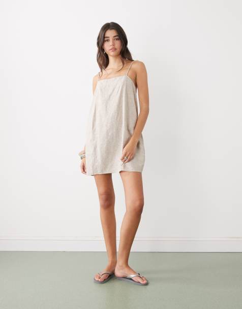 Monki – Beige miniklänning i linnemix med smala axelband och fickor - view 1