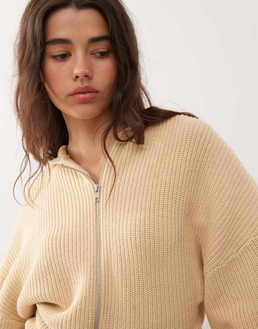 Monki – Beige, stickad tröja med huva, dragkedja och markerad midja, 3 av 4
