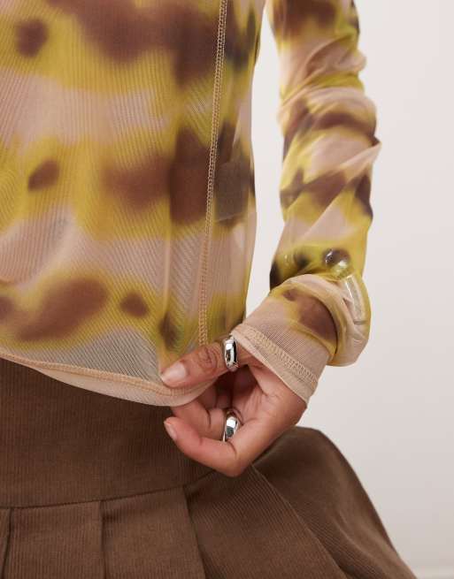 Monki - Beige top med lange ærmer og gult print i halvgennemsigtigt mesh, 3 af 4
