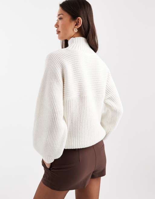 Monki – Biały sweter z grubej prążkowanej dzianiny z obszernymi rękawami i golfem, 4 z 4