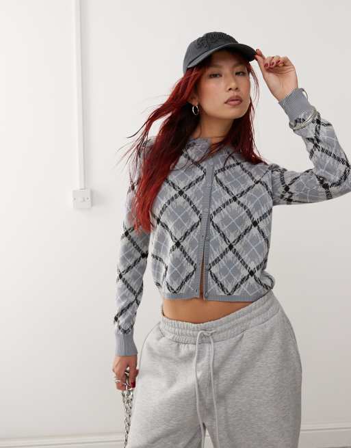 Monki - Blå cardigan med knapper fortil og ternet mønster i jacquard