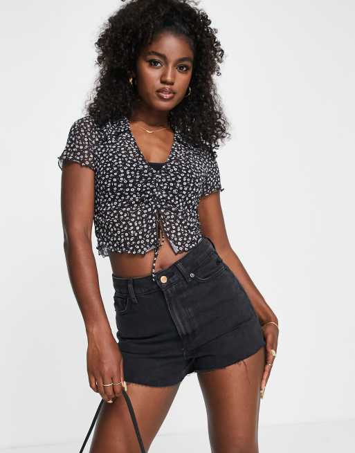 Blouse nouée devant sale