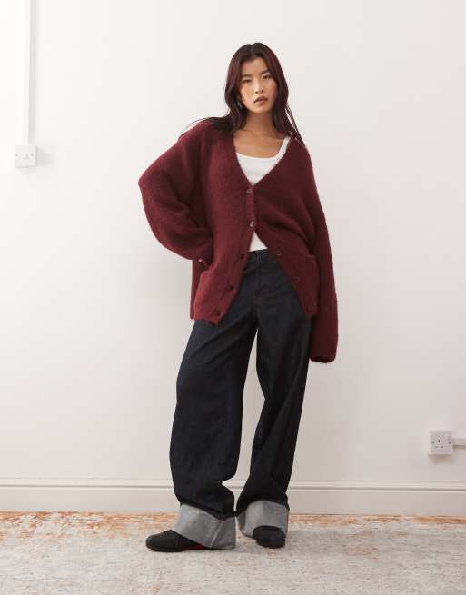 Monki – Bordowy kardigan oversize z puszystej dzianiny, 2 z 4