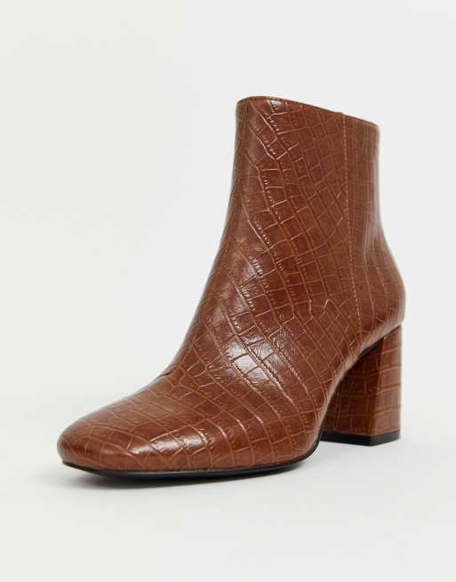 Monki Bottines effet croco avec gros talons Marron