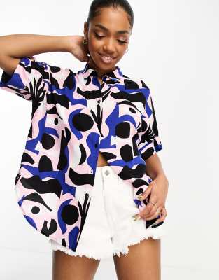 Monki boxy oversize blouse in pink and blue abstract print | ASOS