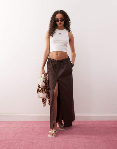 Monki maxi skirt with elasticated waistband in brown