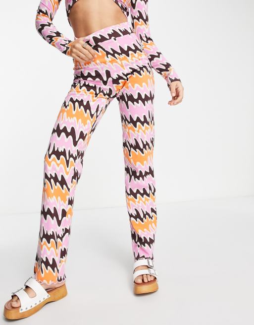Monki - Broek met rechte pijpen en abstracte print in oranje en roze, deel van co-ord set