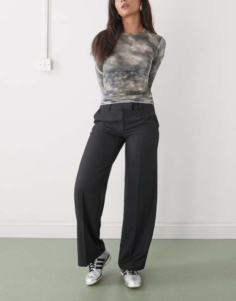 Monki - Broek met rechte pijpen en lage taille in gemêleerd donkergrijs - view 1