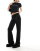 Thumbnail 1 van 5