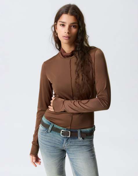 Monki – Brun topp med långa ärmar och halvpolokrage - view 1