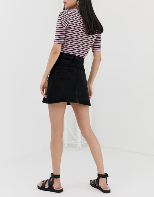 Black button a clearance line skirt