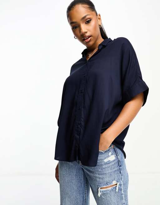 Monki - Camicia oversize squadrata blu navy