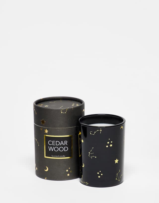 Monki candle in cedar wood