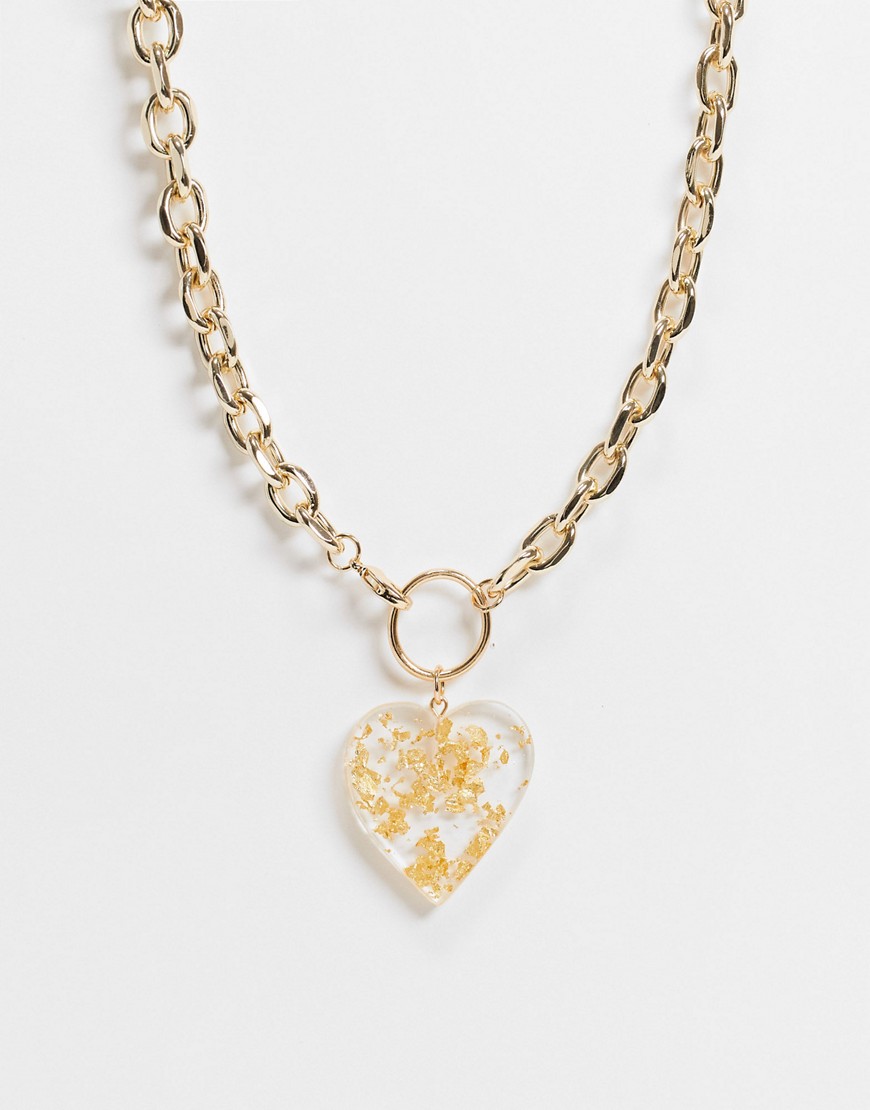 Monki - Caribou - Grove ketting met hartvormige hanger in goud