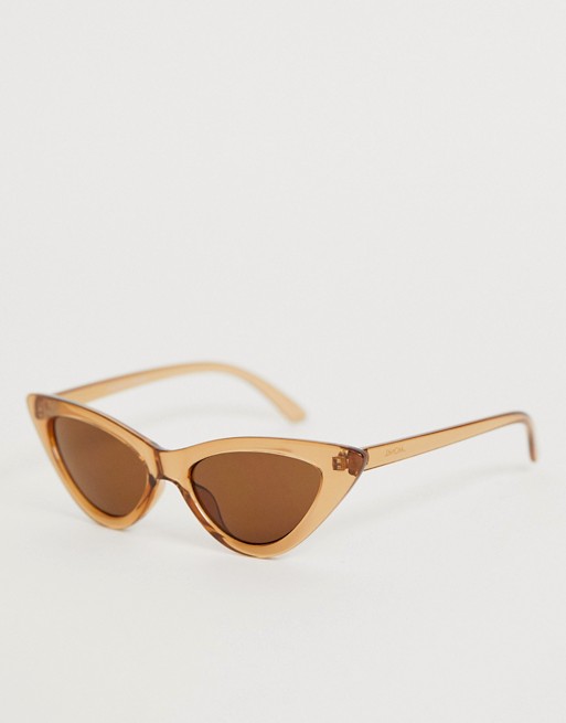 Monki cat eye sunglasses in transparent brown