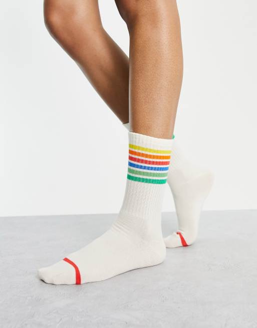 Monki chaussettes discount