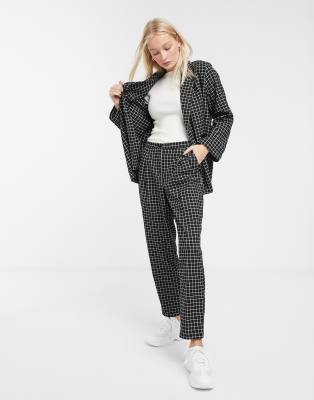 Monki check tailored peg trousers in black-Purple