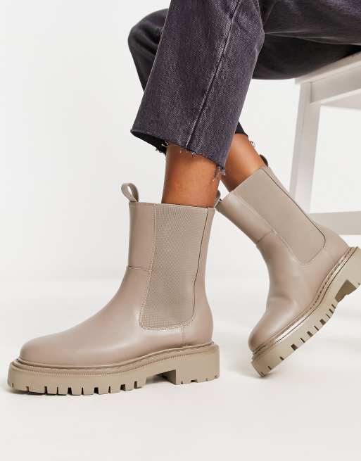 Monki chelsea boot in beige ASOS