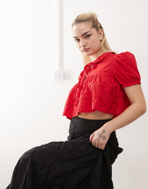 Monki - Chemise en popeline de coton à basques avec col et liens à nouer - Rouge - view 1
