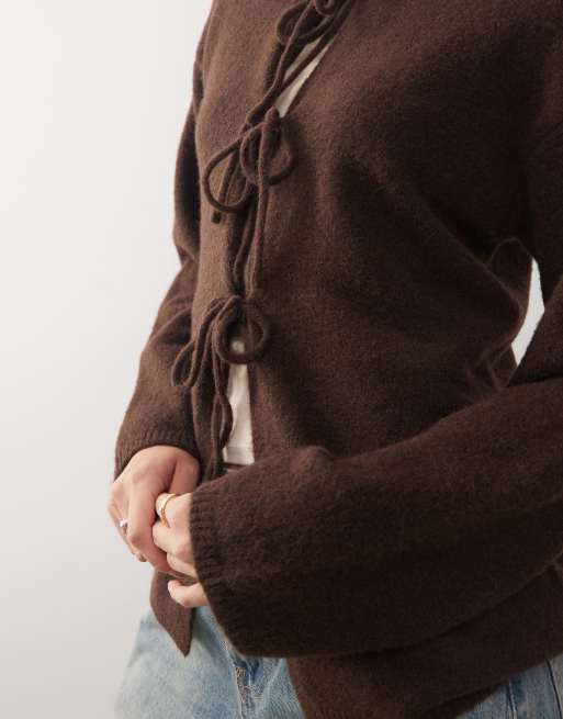 Monki - Chokoladebrun cardigan i strik med bindebåndssløjfer, 3 af 4