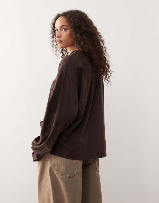 Monki - Chokoladebrun oversized T-shirt med lange ærmer og slidser i siderne, 4 af 4
