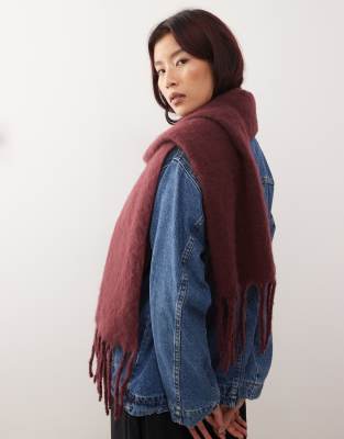 Monki Chunky Knit Scarf In Burgundy