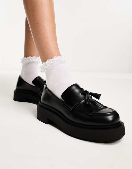 Monki chunky loafer in black