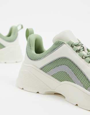 sneakers mint green