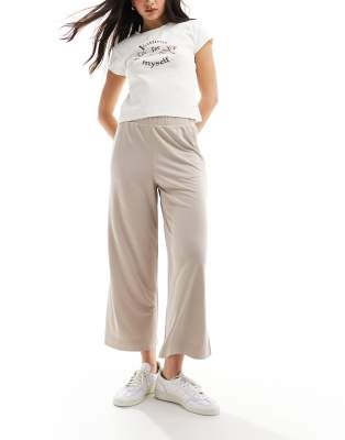 Cilla cropped wide leg pants in beige-Neutral