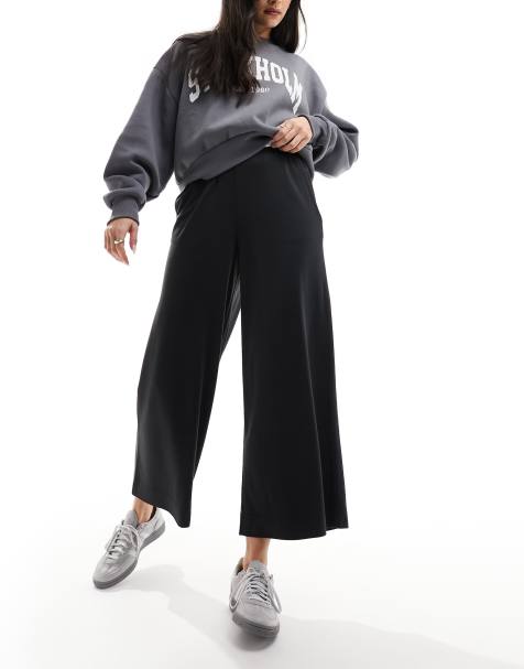 Monki Cilla cropped wide leg pants in black - view 1