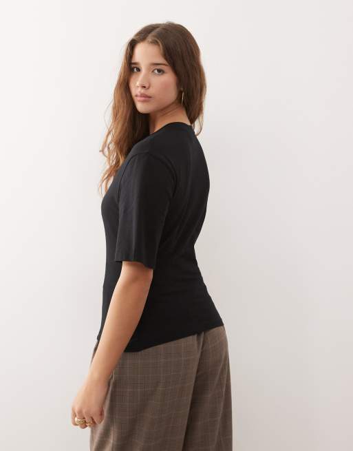 Monki cinched top in black