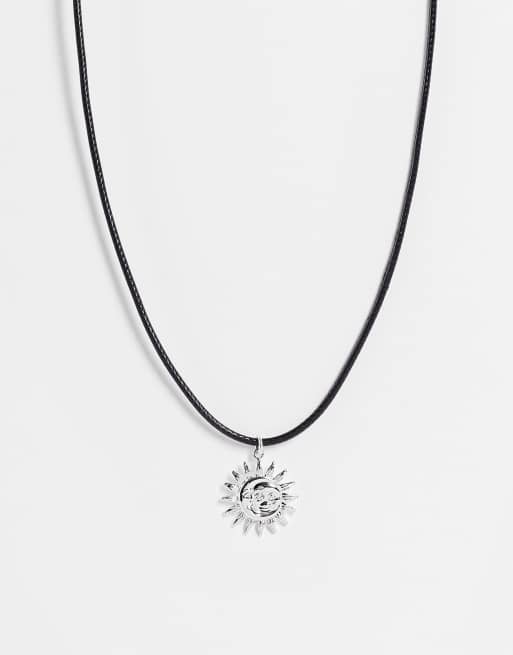 Monki - Collana con cordoncino e pendente a forma di sole argento