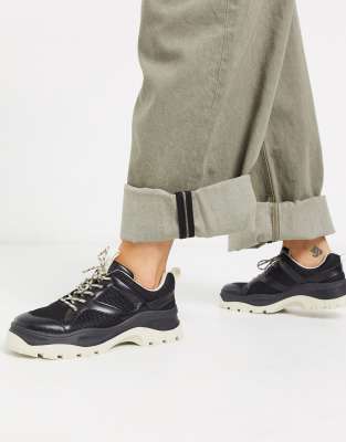 contrast chunky sole trainers