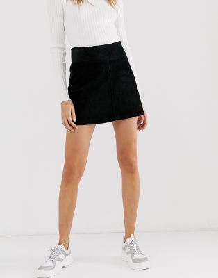 black mini skirt