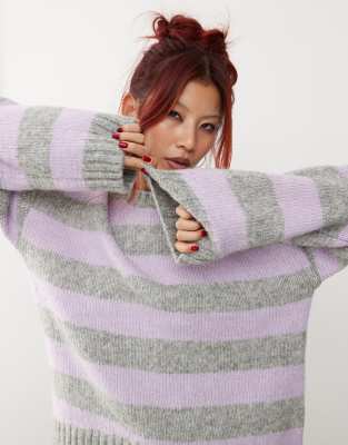 crew neck knit sweater in gray and purple stripe