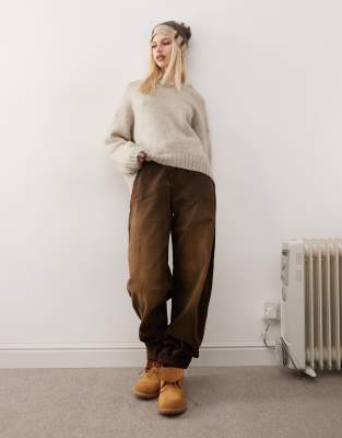 crew neck knitted sweater in beige-Neutral