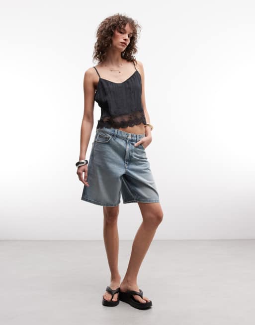 Monki crinkle satin cami top with lace trim in black | ASOS