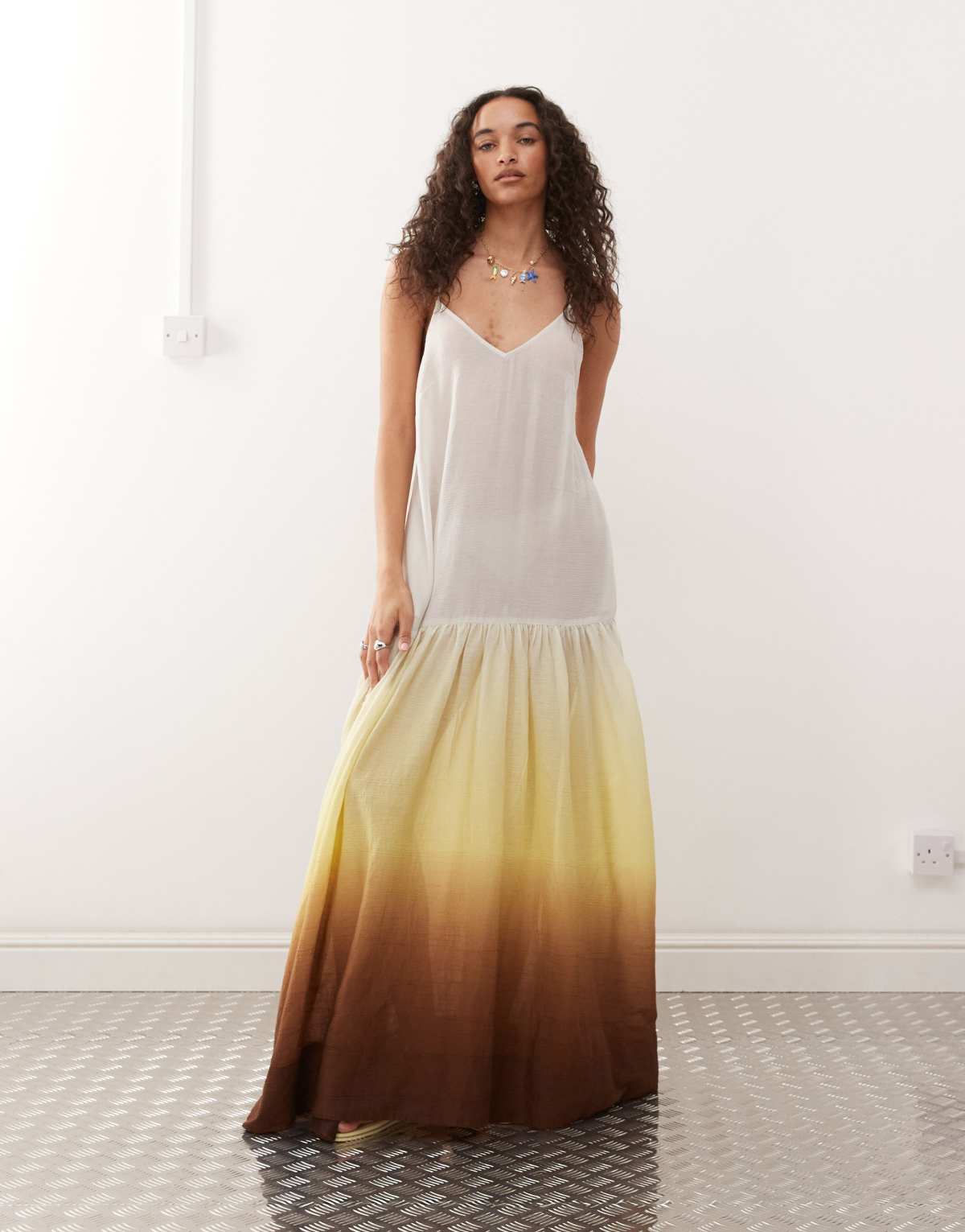Monki crinkled tiered floaty maxi dress with low tie back detail in brown gradient print