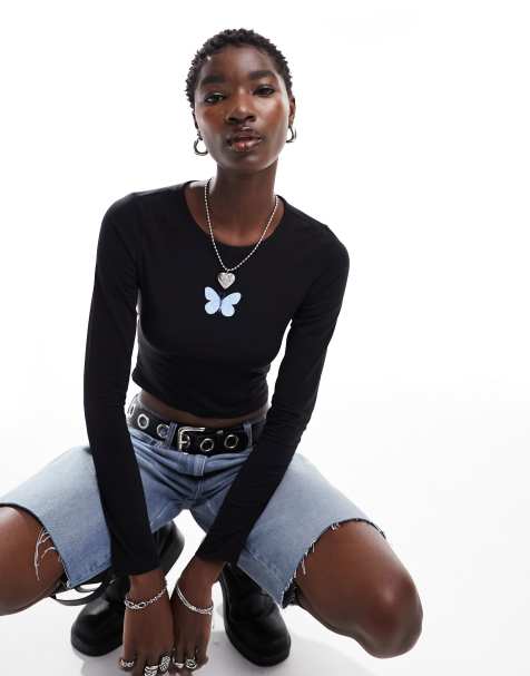 Monki - Crop top à manches longues avec papillon à l'avant - Noir - view 1