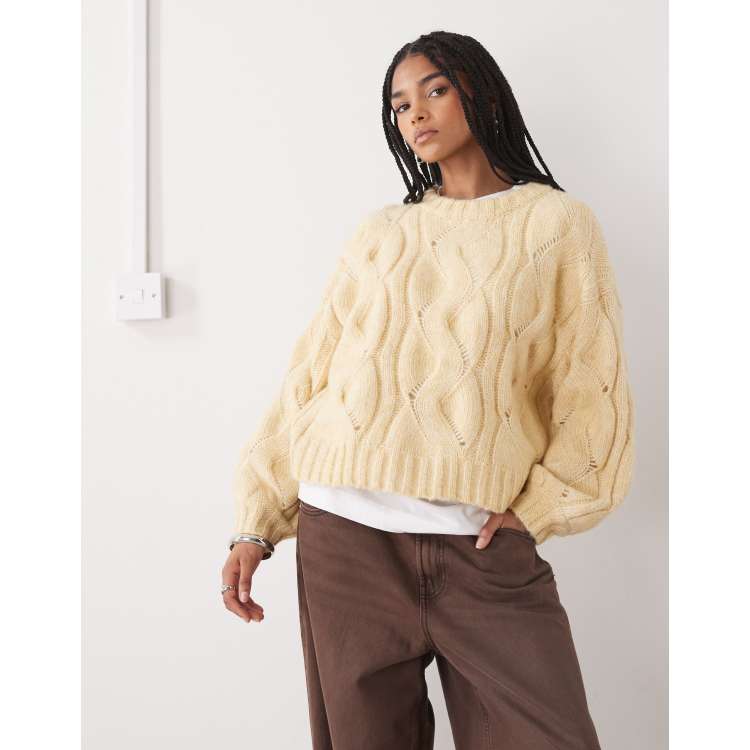 Monki Cropped gebreide trui met kabels en rechte pasvorm in geel