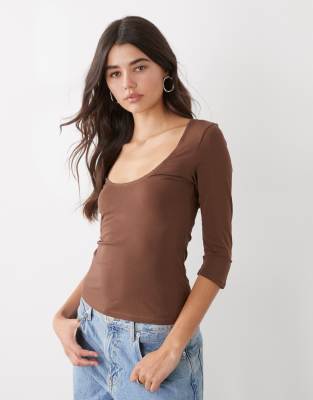 Monki Fitted Three-quarter Sleeve Top In Brown