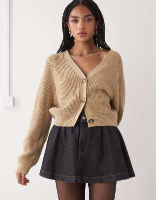 Monki - Cropped-Strickjacke in Haferbeige-Neutral